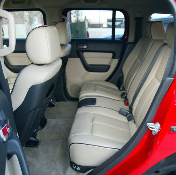 2007 Hummer H3 Interior