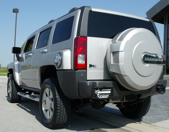Hummer H3X Rear Photo with Spare Tire Cover