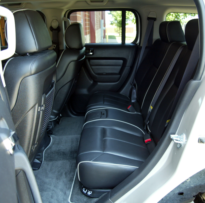 2006 Hummer H3 Interior