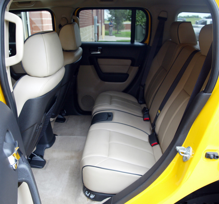 2006 Hummer H3 Rear Seat Interior