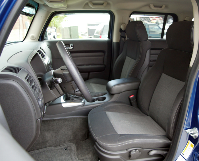 2006 Hummer H3 Ebony Cloth Interior