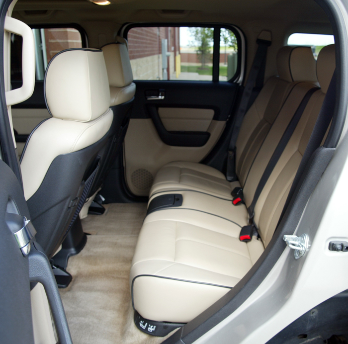 2008 Hummer H3 Interior